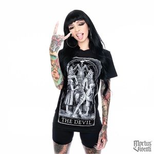 NWT Mortus Viventi Tarot Tee